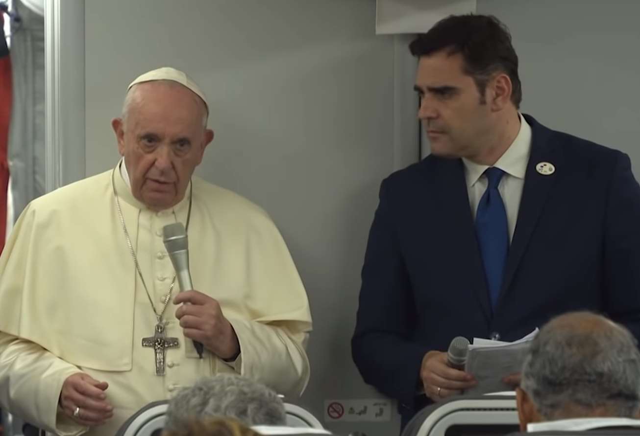 Alcune delle dichiarazioni di papa Francesco nella conferenza stampa al ritorno dalla GMG di Panama