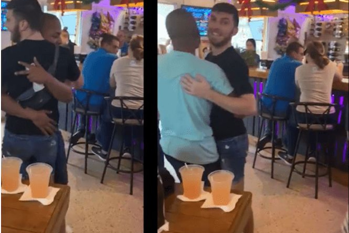 A Portorico due ragazzi sono stati cacciati da un locale perché hanno ballato insieme