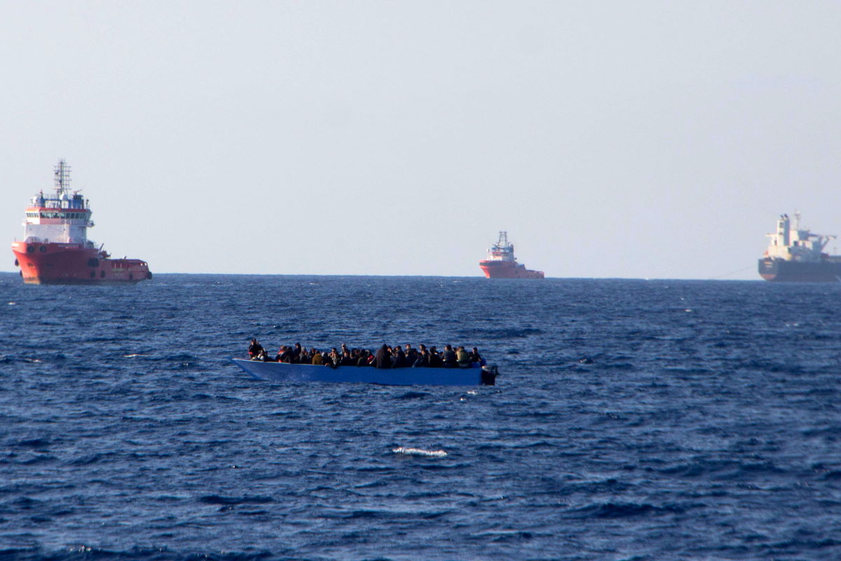 Sono adesso 150 le persone soccorse a bordo della Alan Kurdi, Sea-Eye chiede l'intervento della Germania