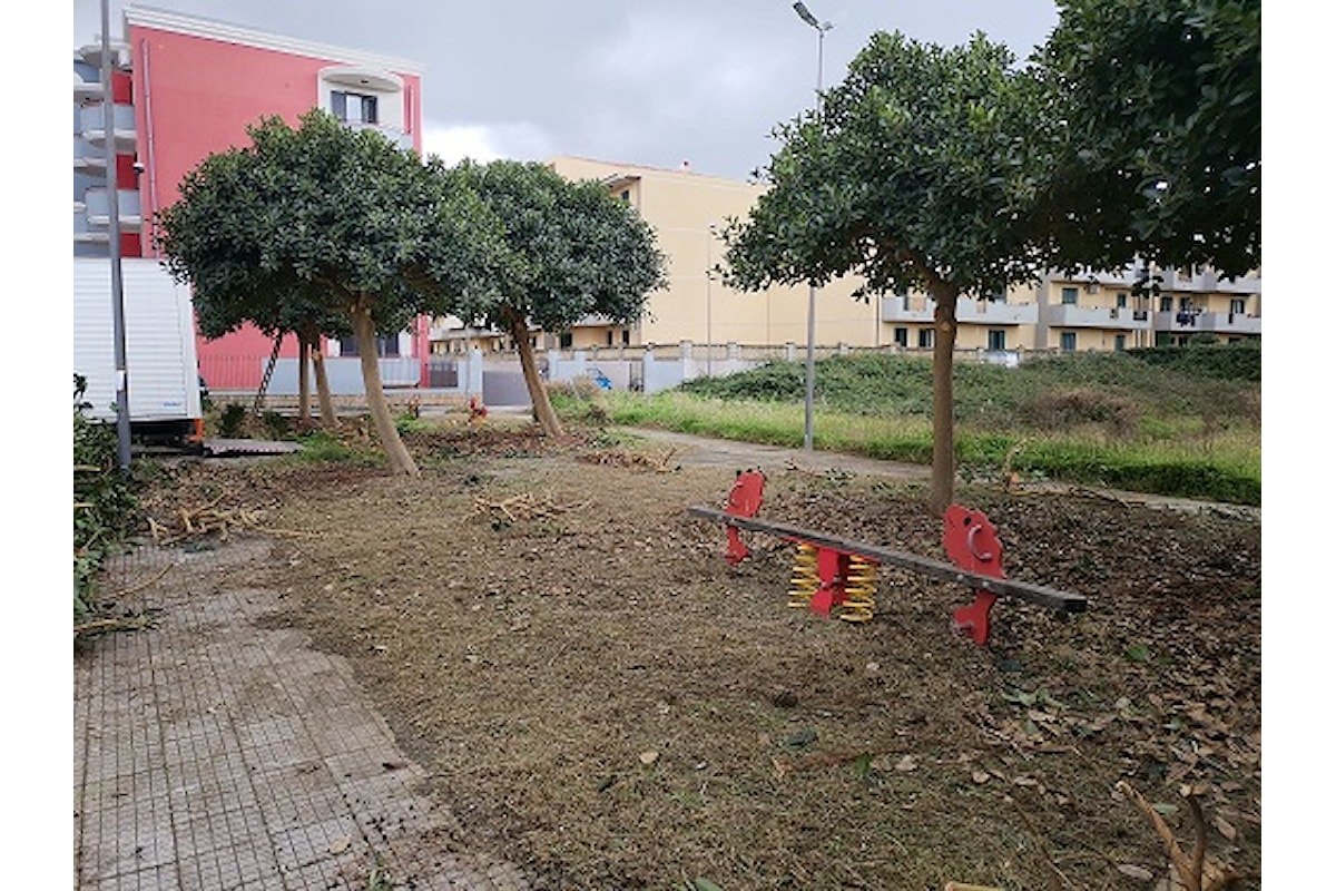 Milazzo (ME) – Pulizia straordinaria al parco di via Alpi