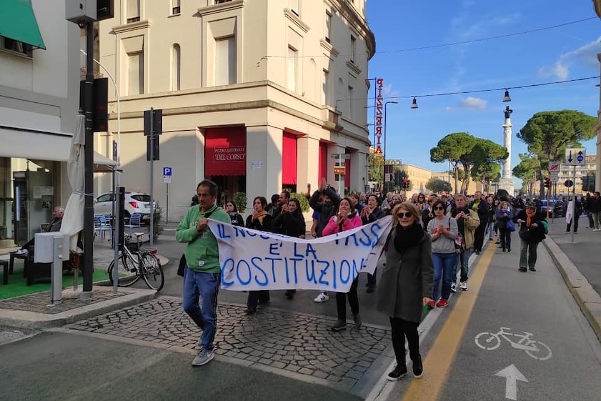 La censura delle testate locali: Forlitoday (Citinews) censura chi non è in linea col pensiero unico. Un corteo di 500 persone a Forlì