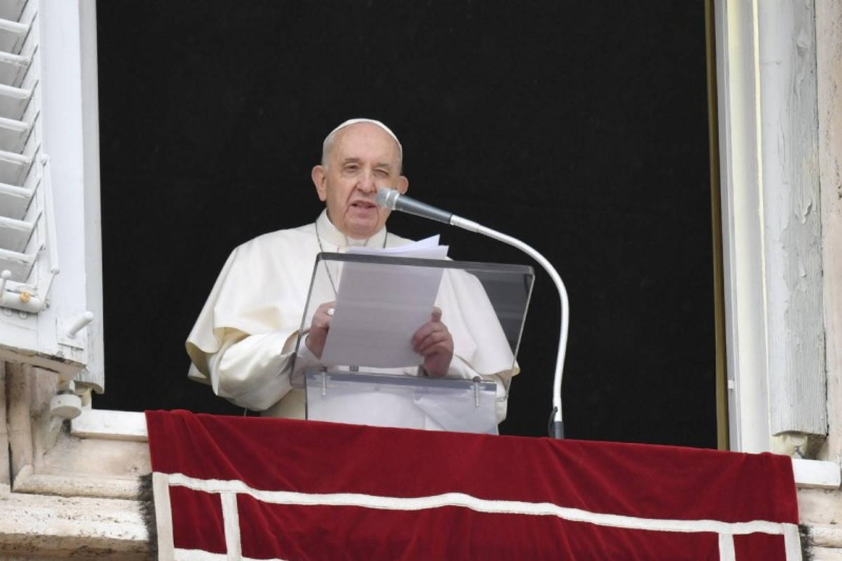 Il Papa ha ripreso il grido dei poveri e il grido della Terra nel secondo Angelus del mese di novembre
