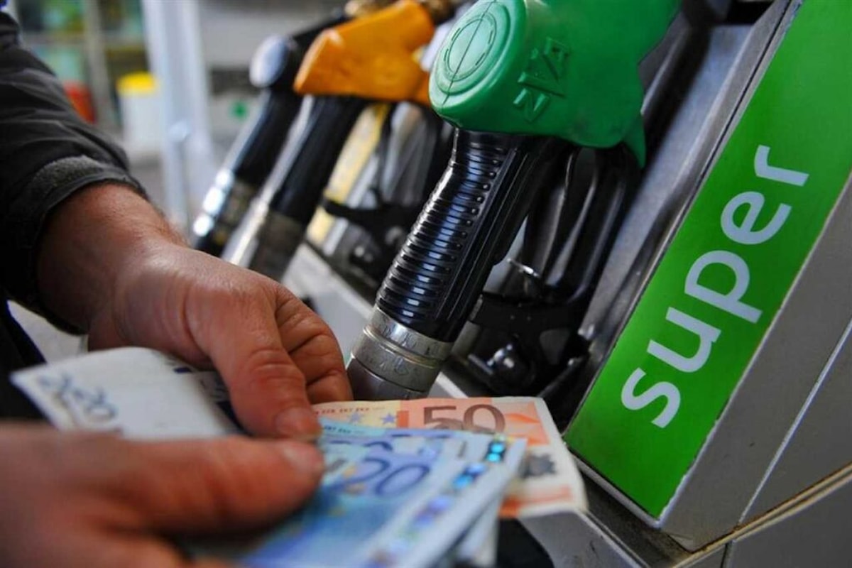 Milazzo (ME) - Rilanciato in Consiglio comunale il problema del caro carburanti