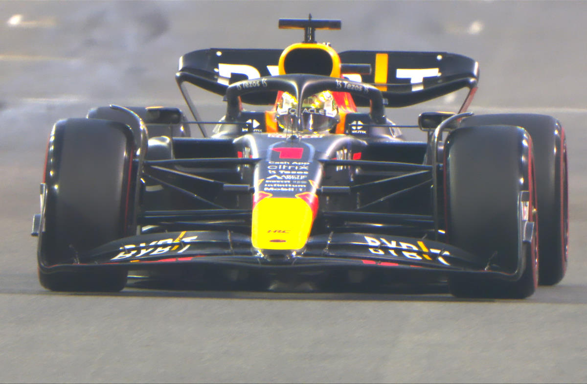 Formula 1, è Verstappen il più veloce delle prove del venerdì sul Marina Yas Circuit di Abu Dhabi