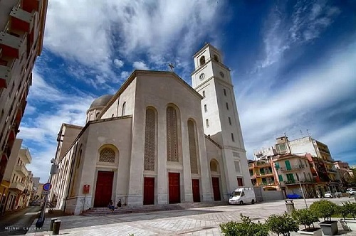 Milazzo (ME) - Ristoratori di piazza Duomo promuovono serate musicali nei week end di agosto