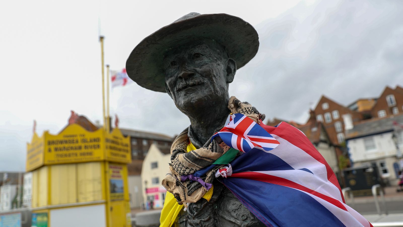 “Più boy scout e meno poliziotti. Il Movimento Scout e l’eredità di Baden-Powell: educare per un mondo migliore” di Davide Romano