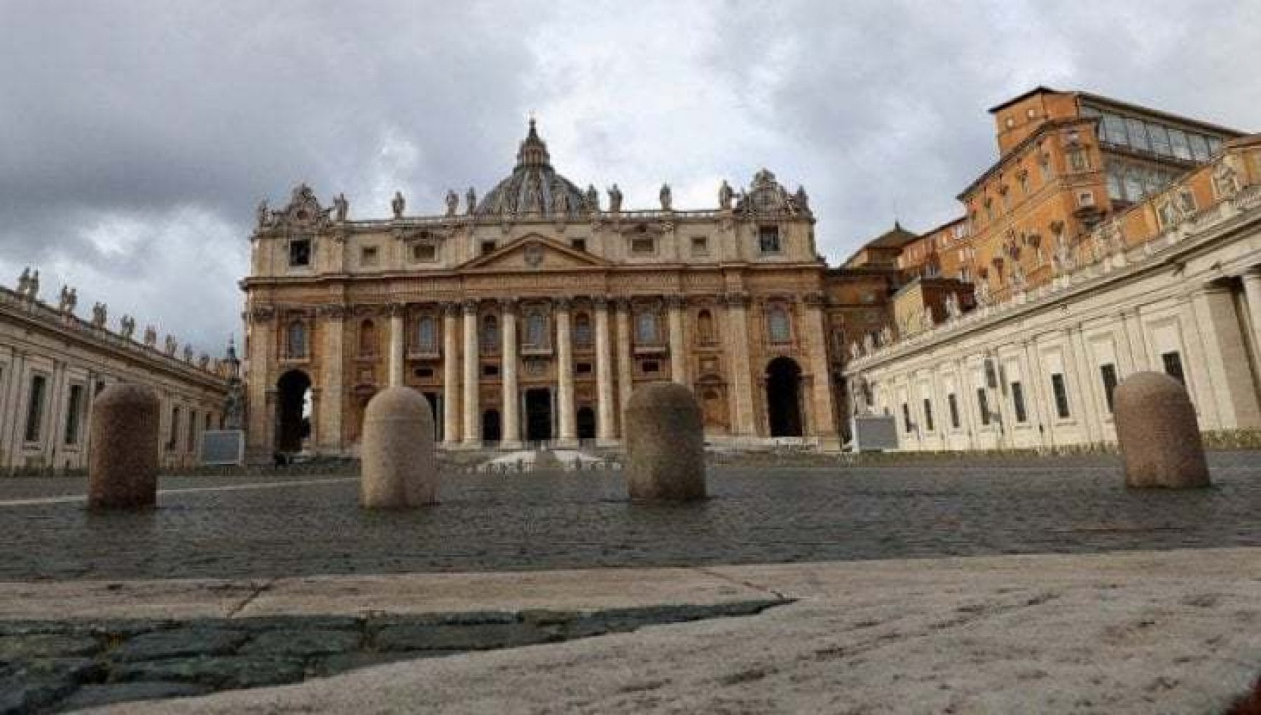 Pronunciata nel tribunale vaticano una condanna per abusi commessi in territorio vaticano. È la prima volta che accade