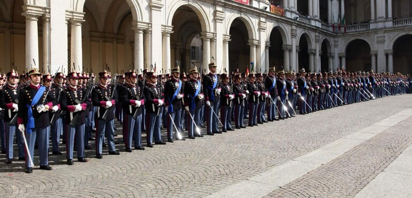 Indagato dalla Procura un ufficiale dell'Accademia militare di Modena per violenza privata, molestie e abuso di autorità