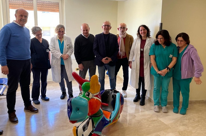 Milazzo (ME) - Consegnato al reparto di pediatria dell’ospedale Fogliani un cavallo a dondolo
