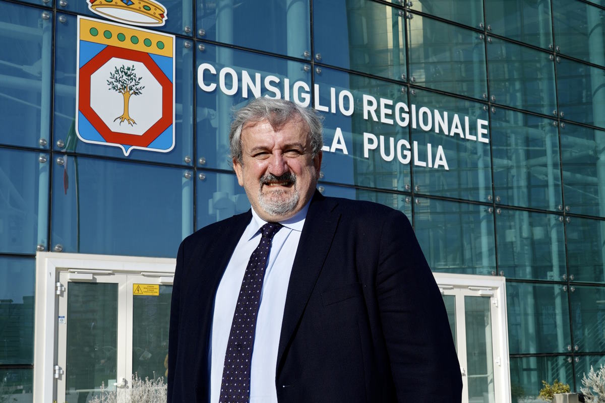 Le regione Puglia dichiara di aver azzerato il deficit nella sanità