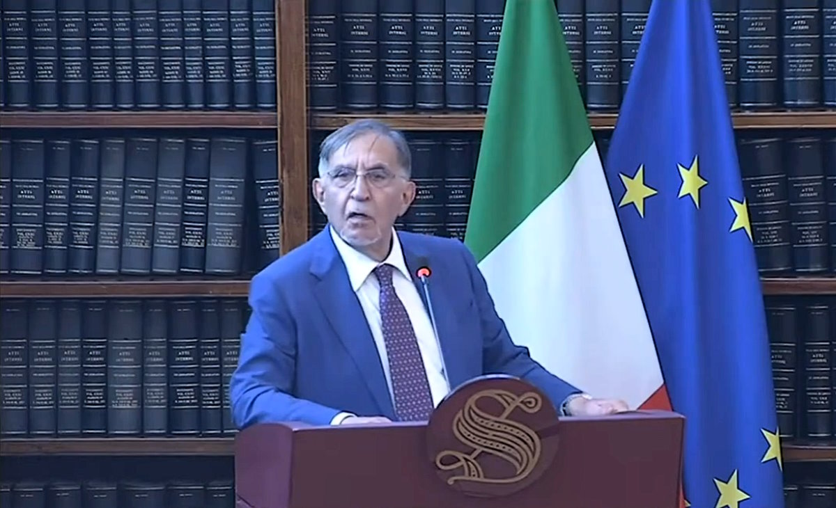 Le curiose dichiarazioni di La Russa alla Cerimonia del Ventaglio 2024: ma il presidente del Senato non dovrebbe garantire tutti e non fare il giocatore di parte?