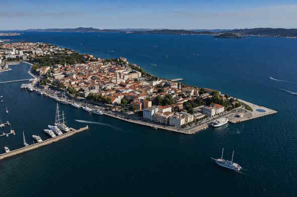 A Zara i charter di lusso in mostra