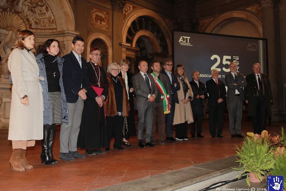 Ieri nel Salone dei Cinquecento di Palazzo Vecchio a Firenze si è svolta la celebrazione dei 25 anni di ATT alla presenza di rappresentanti delle istituzioni, del mondo dello spettacolo e dello sport.