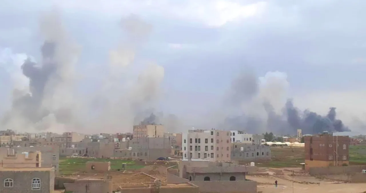 Israele bombarda l'aeroporto di Sanaa, capitale dello Yemen. Gli Houthi hanno annunciato che risponderanno con nuovi attacchi