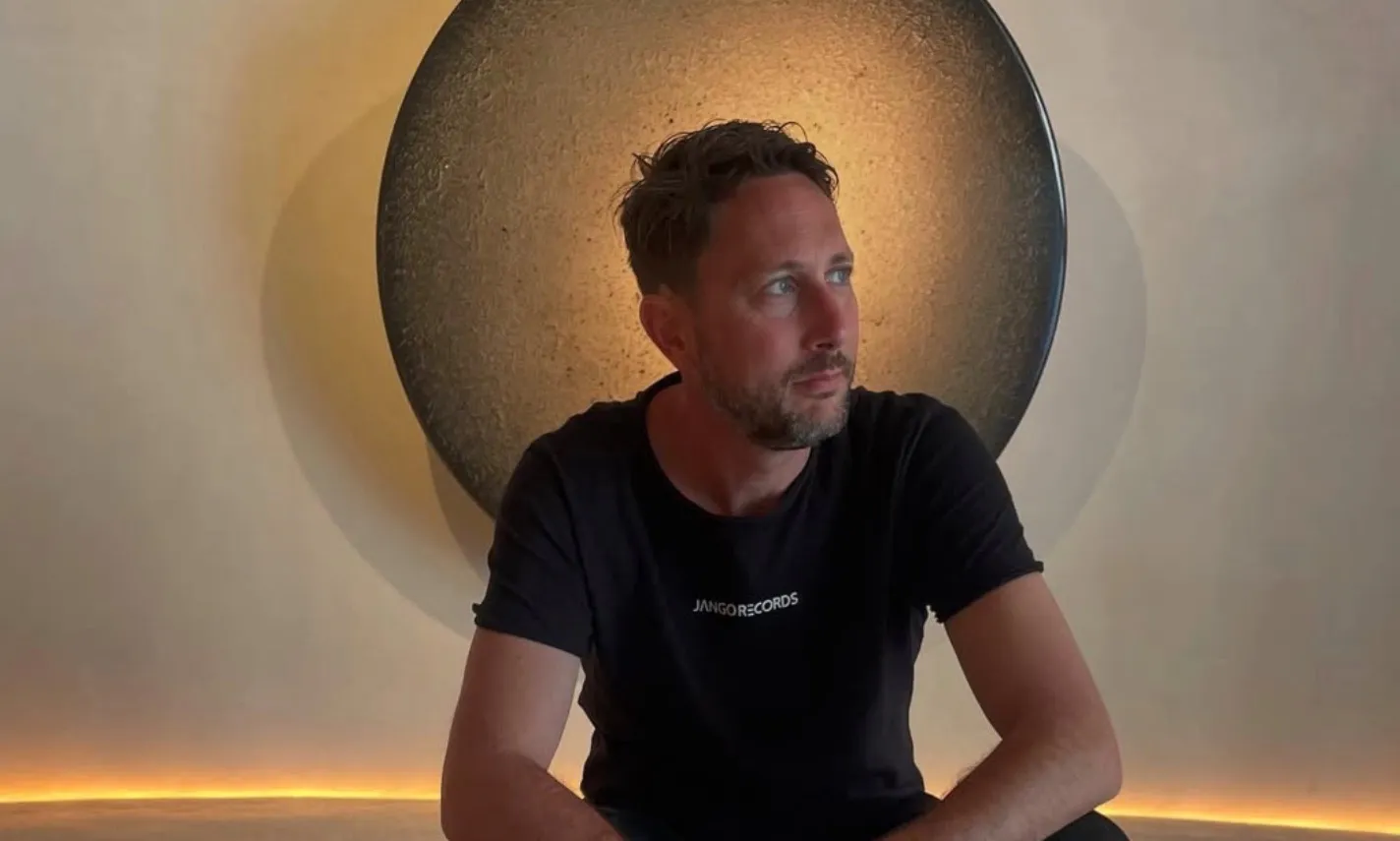 Alessandro Br1, ecco ADAB, 5 belle canzoni ogni settimana per un aperitivo che non si dimentica