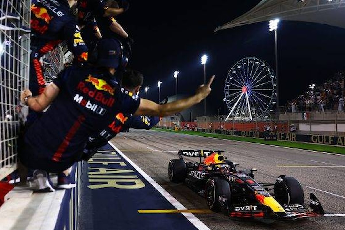 Verstappen trionfa in Bahrain nella gara di apertura del mondiale 2023