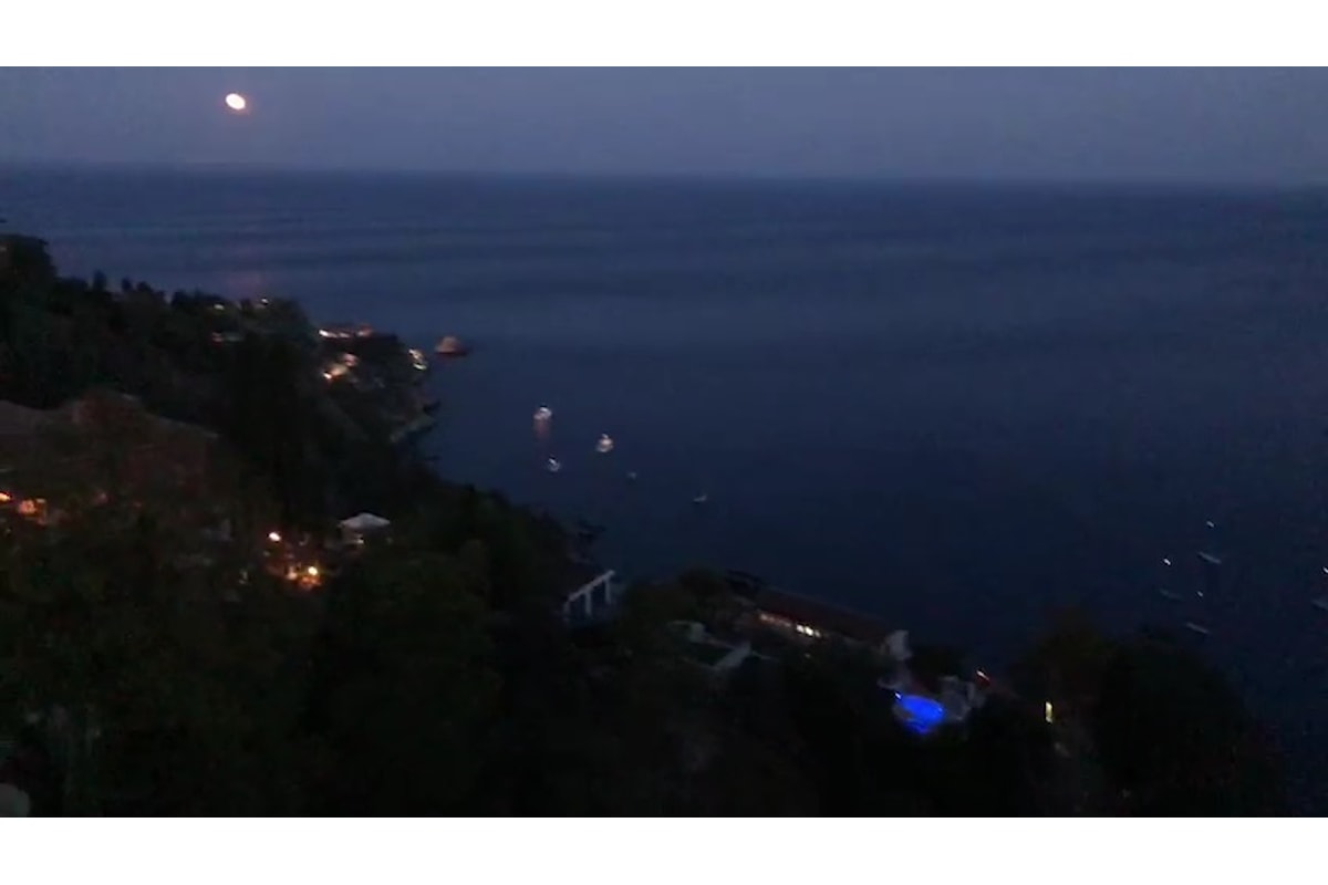 Aspettando i Nastri d’Argento in una Notte di Luna Rossa a Taormina