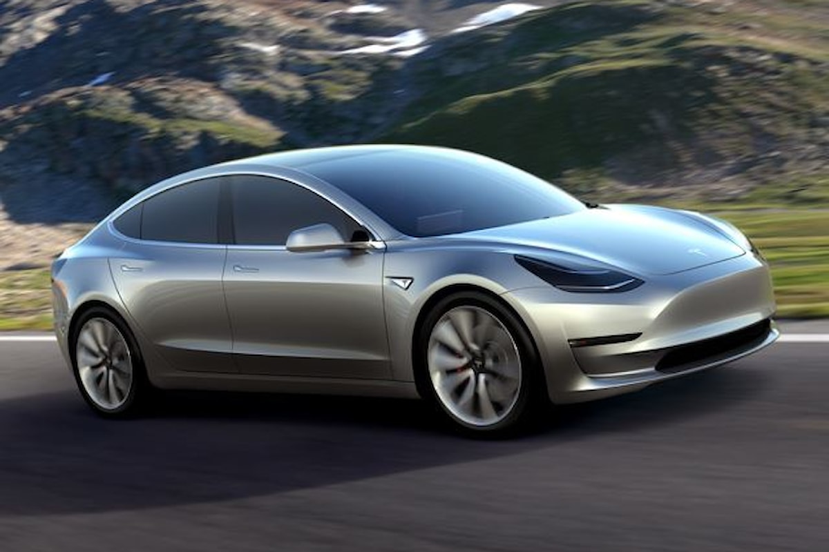 Successo incredibile per la Tesla Model 3!