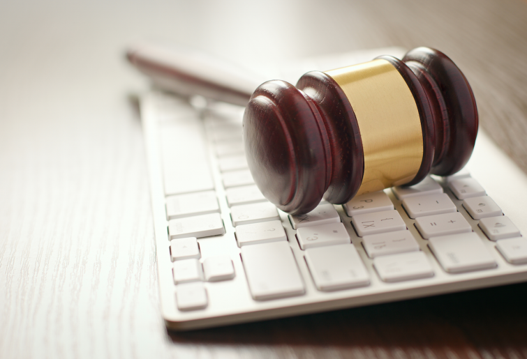 Cassazione: gestori siti responsabili per i commenti, anche se firmati