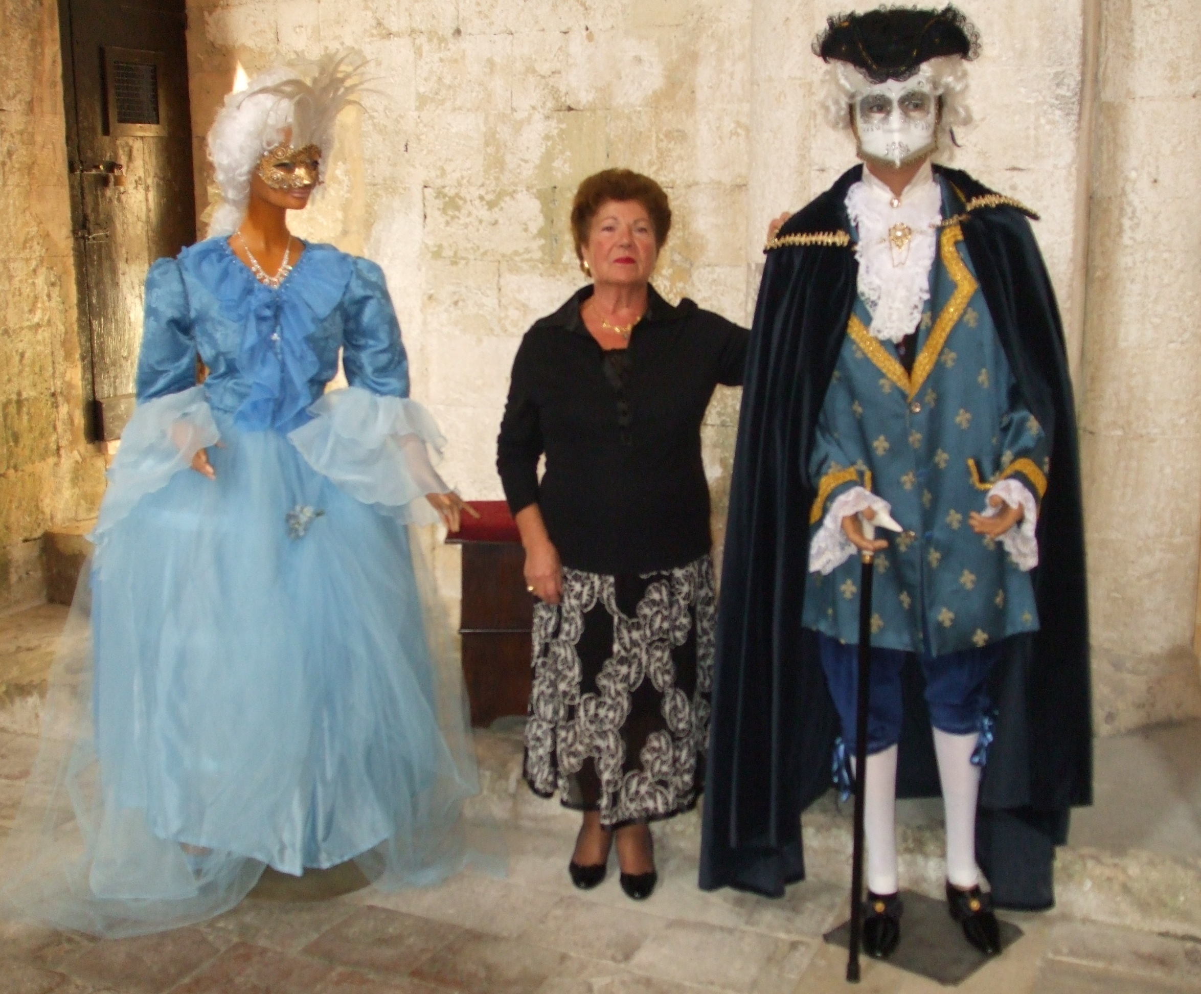 Il Carnevale Di Venezia Nella Mostra Di Francesca Parrucci Dame E Cavalieri Tra Realta E Sogno